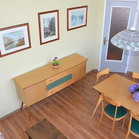 Im Zentrum Apartman Domaso